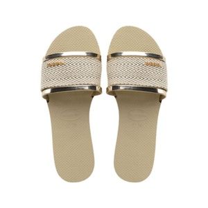 Havaianas Gold Sandals. Multiple sizes available!